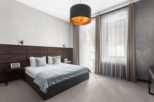 Ropa de cama de alta calidad y minibar