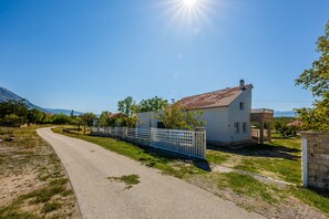 Property grounds - Comfortable villa with heated pool (Civljane)