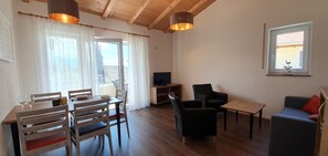 Interior - Apartment Hochplatte, 1st floor, for up to 4 persons, 48 sqm (Grabenstätt)