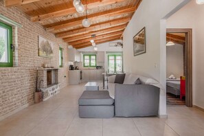 TV connectée, cheminée