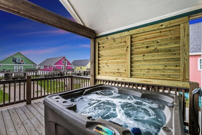 5BR | Hot Tub w/ Ocean Views, Game Room, Firepit