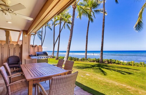 272-1 Large oceanfront home- fully air conditioned, 25 feet from the water