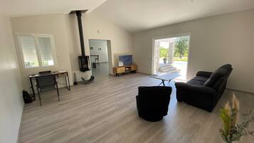 TV connectée, cheminée