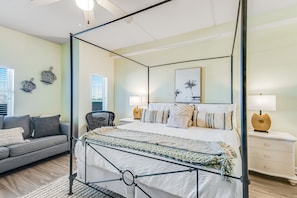 2 bedrooms, iron/ironing board, internet, bed sheets