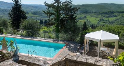 CASA DEGLI ULIVI - COTTAGE WITH SWIMMING POOL