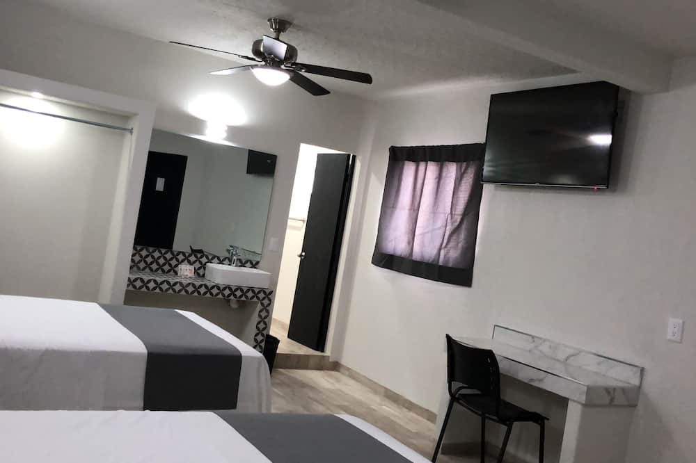 Hotel Gallo Rubio