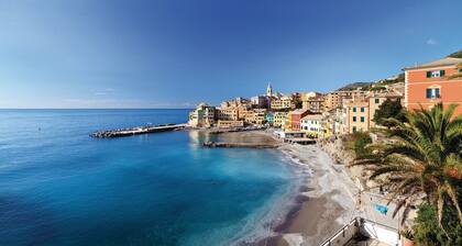 Villa Pia in Recco with 20 beds and swimming pool