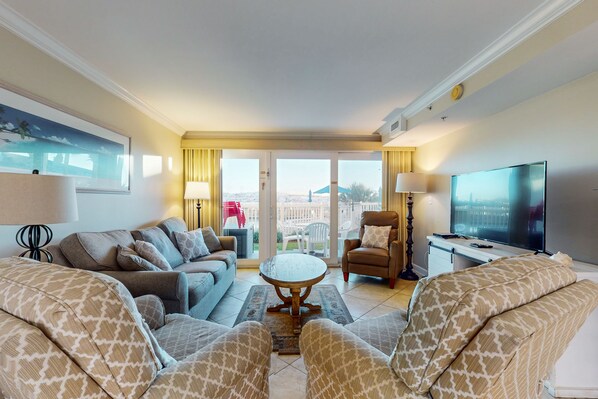 تلفزيون، مشغل دي في دي، مكتبة فيديو