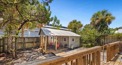 Downtown * Walkable * Outdoor Living * 20% weekly & 30% monthly disounts