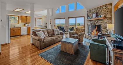 The Retreat at Upland Trail - Private | View | Fireplace | Game room | Fire pit