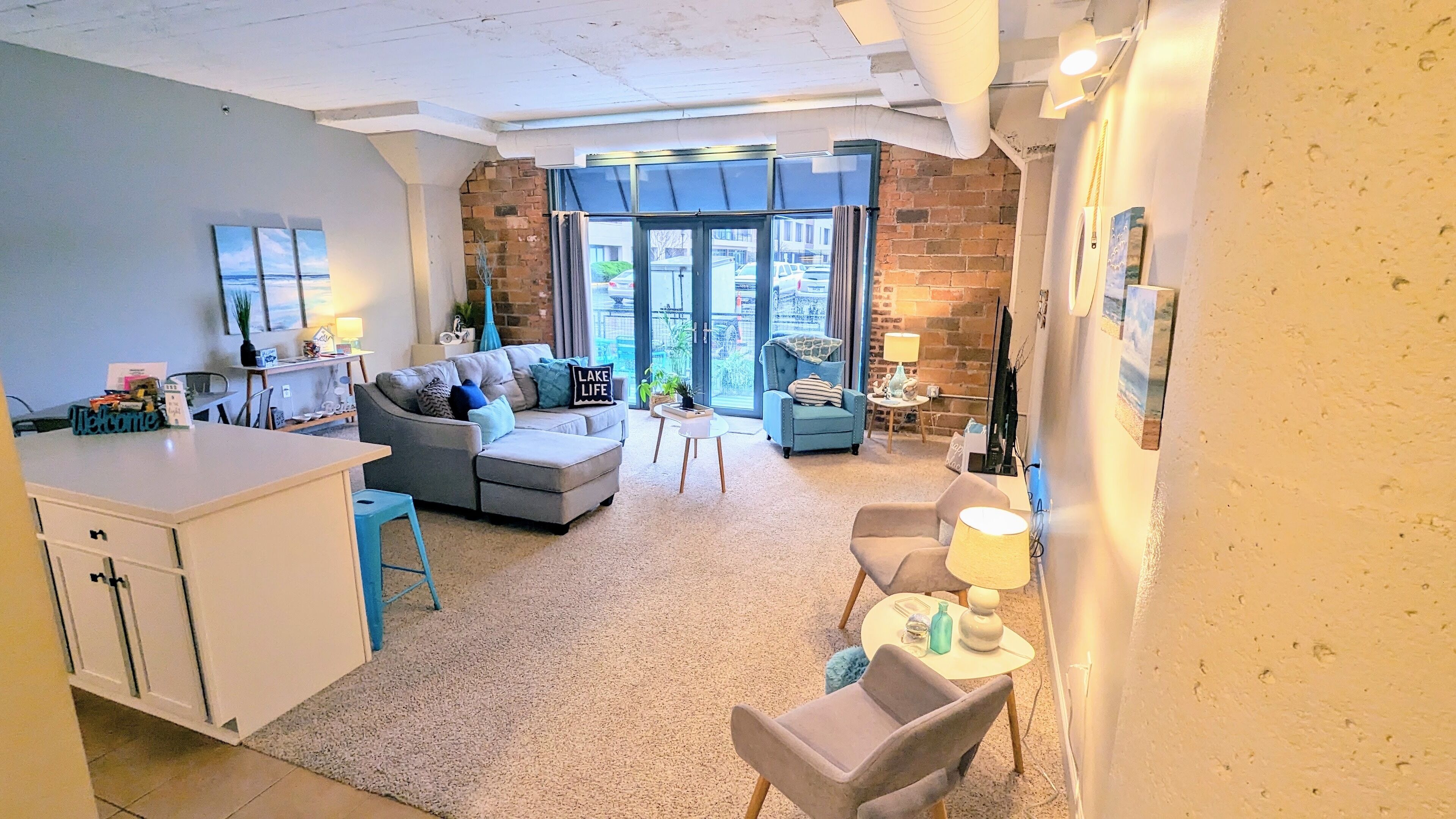 LIFE ON THE BAY-GET-AWAY SLEEPS 4