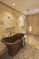Bañera profunda