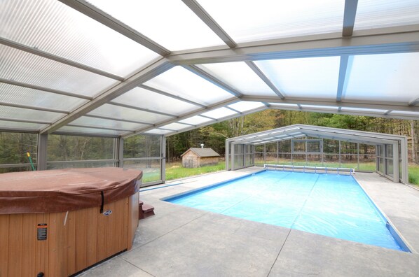 Piscine extérieure, piscine chauffée