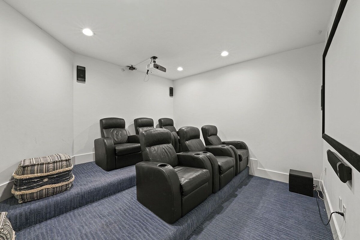 Photo 12 of Esmeralda- Pet-Friendly Beachfront with Ocean Views, Rooftop Private Pool & Theater