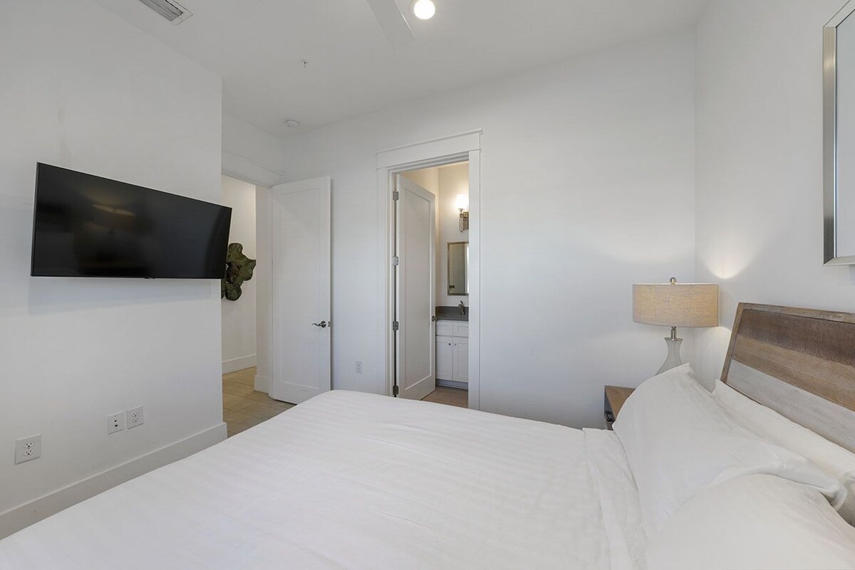 Photo 25 of Esmeralda- Pet-Friendly Beachfront with Ocean Views, Rooftop Private Pool & Theater