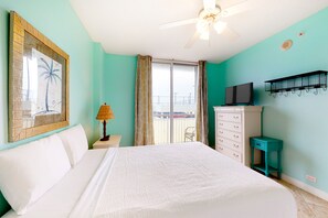 3 slaapkamers, een strijkplank/strijkijzer, internet, beddengoed