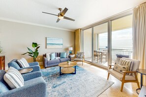 TV, lettore DVD, videoteca