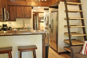 Interior - The Woods at The Retreat at Deer Lick Falls (Monteagle)