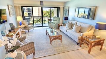 智能電視、書籍、音響