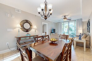 Dining - Welcoming Ground-Floor Condo At Waterscape Playground, 2 Hot Tubs (Fort Walton Beach)