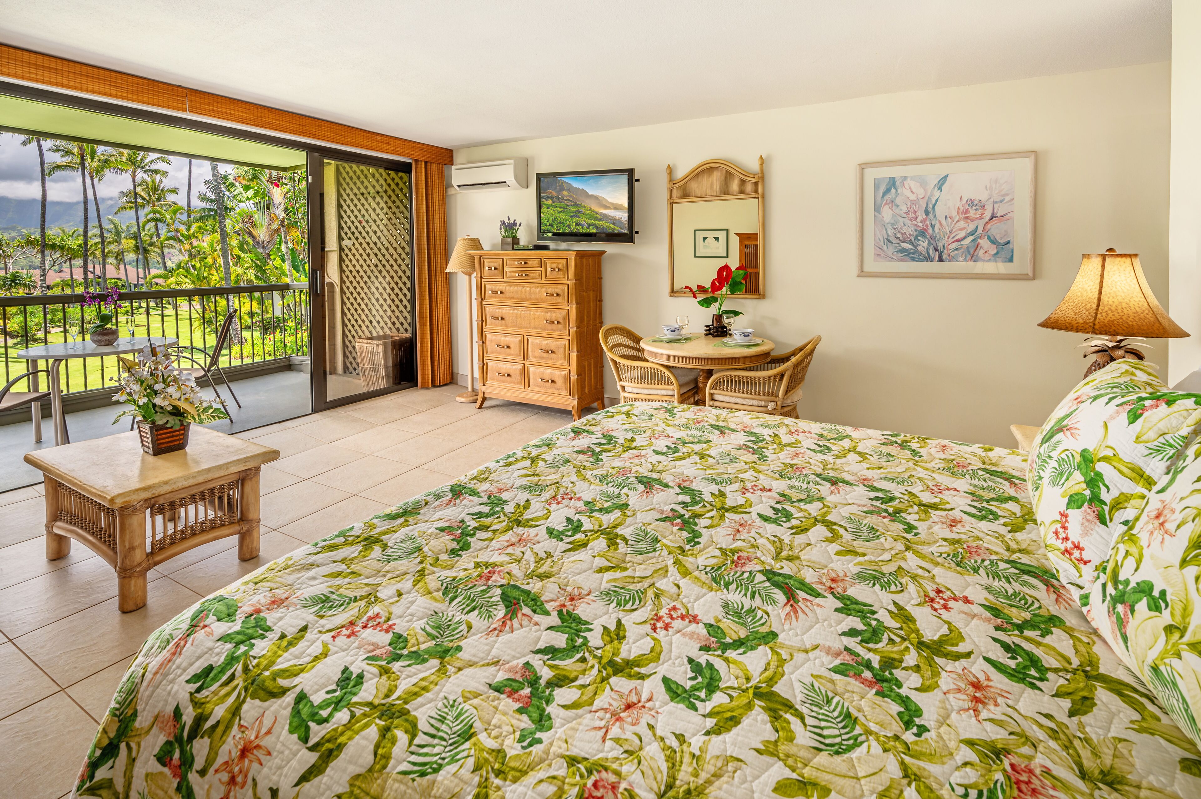 Fer et planche à repasser, lit parapluie, Wi-Fi, draps fournis