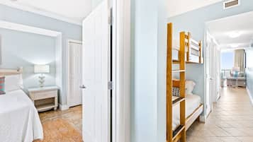 1 habitación, tabla de planchar con plancha y internet gratis