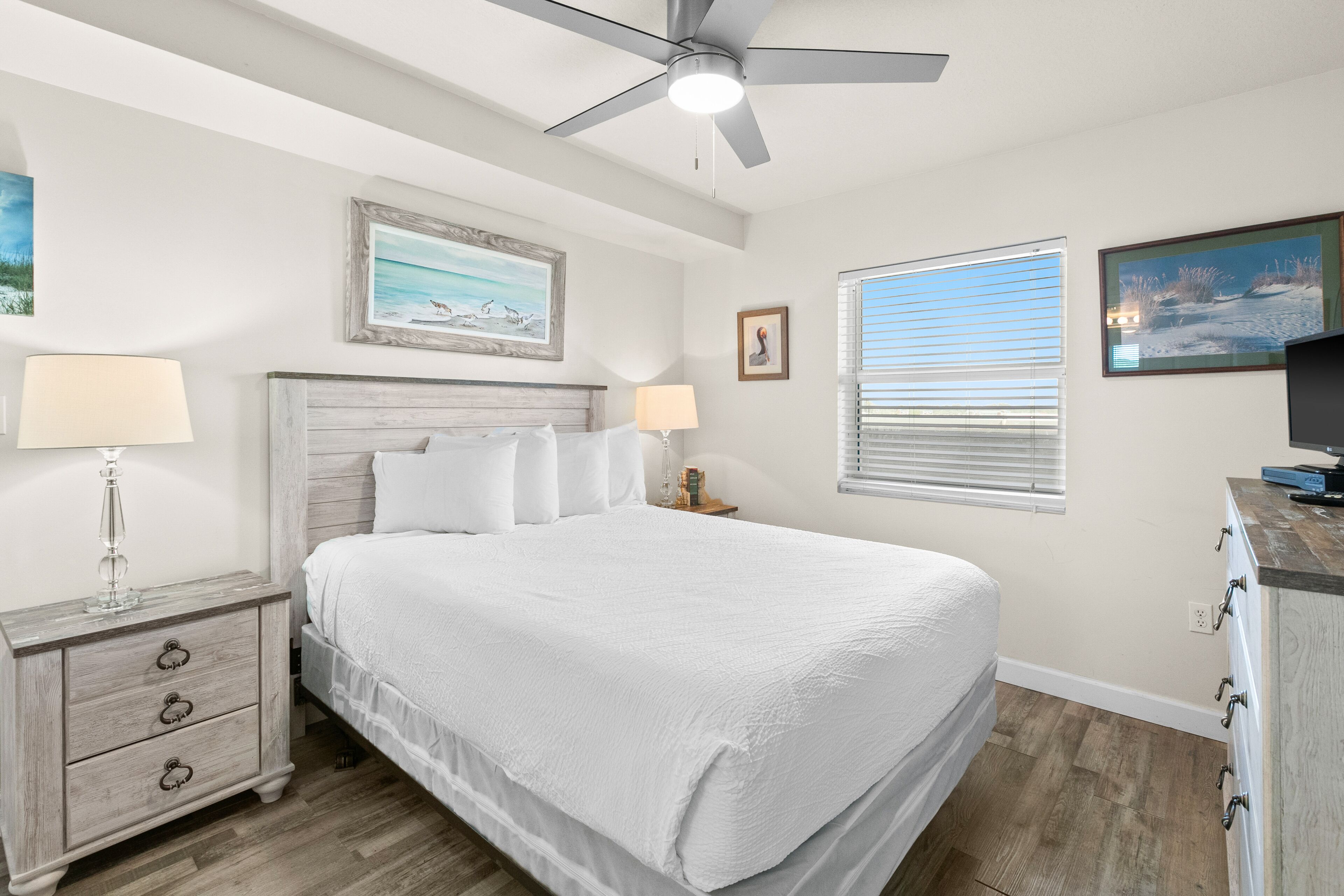 1 makuuhuone, silitysrauta/-lauta, internet, vuodevaatteet