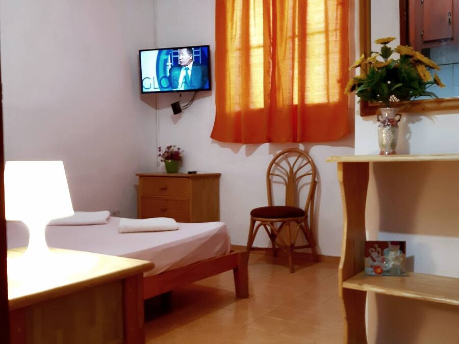 Traditional Apartment | 1 bedroom, blackout drapes, iron/ironing board, free WiFi