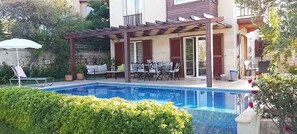 Piscine extérieure
