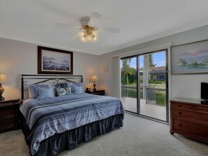 4 bedrooms, iron/ironing board, travel crib, free WiFi