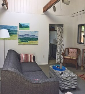 智能电视、壁炉