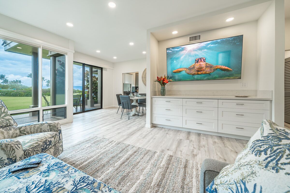 Large living room, all new furniture, entertainment center with 85'' smart TV