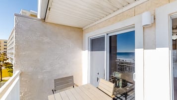 Khu ẩm thực ngoài trời