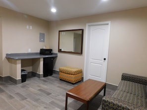 2 Queen Bed Suite Non Smoking | 1 bedroom, desk, laptop workspace, free WiFi