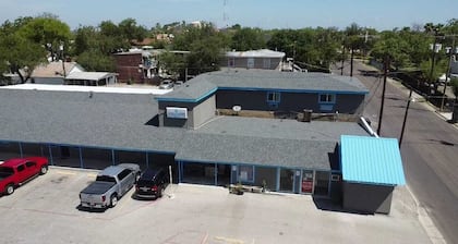 Hillcrest Motel