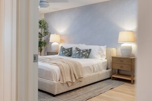 3 chambres, fer et planche à repasser, Wi-Fi, draps fournis