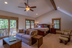 7 bedrooms, iron/ironing board, free WiFi, bed sheets - Boulder Creek at Eagles Nest - Huge Custom Home - Hot tub - Live Like A King! (Banner Elk)