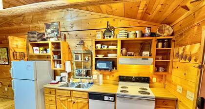 The Woodshed Cabin #304