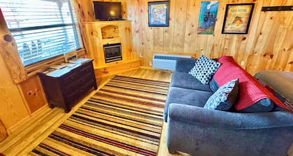 Sylamore Depot Cabin # 302