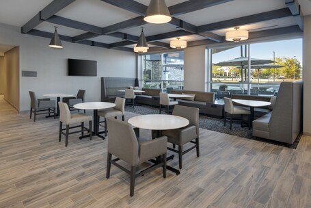 Residence Inn by Marriott Indianapolis Keystone - Image 13
