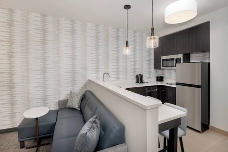 Residence Inn by Marriott Indianapolis Keystone - Image 35