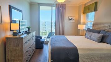 2 Schlafzimmer, BĂŒgeleisen/BĂŒgelbrett, Internetzugang, BettwĂ€sche