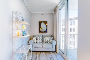 Televisio, DVD-soitin, videokirjasto