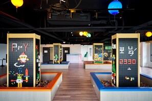 Spielezimmer