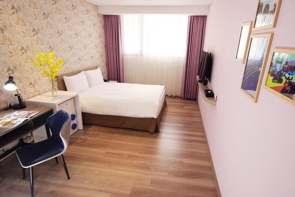 Singola Elite | Copriletto in piuma, minibar, una scrivania, tende oscuranti