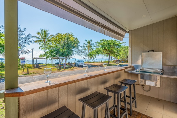 Villa Premier, 2 camere da letto, vista spiaggia | Terrazza/patio