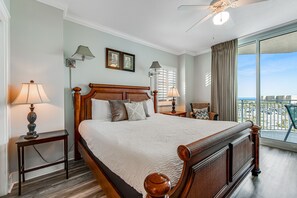 2 quartos, ferros/tábuas de passar roupa, acesso à internet