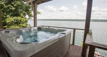 The Lily Pad: Absolutely Stunning Cayuga Lake House!