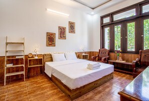 2 bedrooms, WiFi - HOME 1 - First Floor with 2 bedrooms(6 people) (Thành phố Huế)