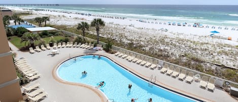 Beheizter Pool